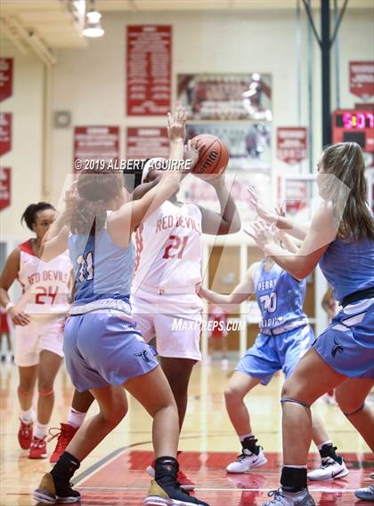 Thumbnail 1 in Perry Meridian @ Pike photogallery.