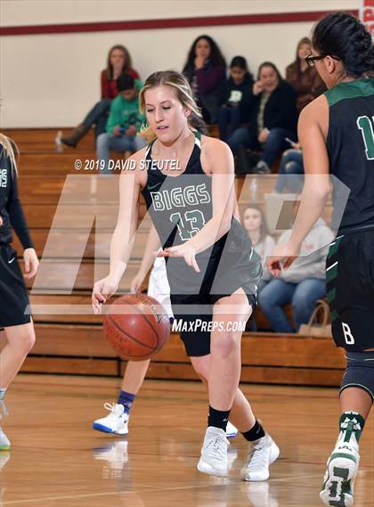 Thumbnail 1 in Biggs vs. Los Molinos (Love of the Game) photogallery.