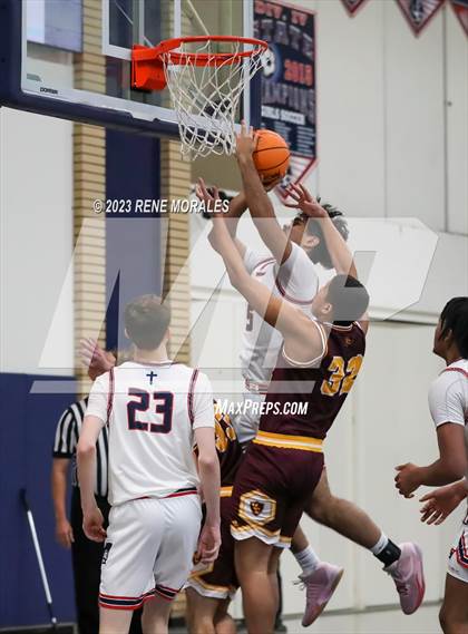 Thumbnail 2 in Valley Christian vs Maranatha photogallery.