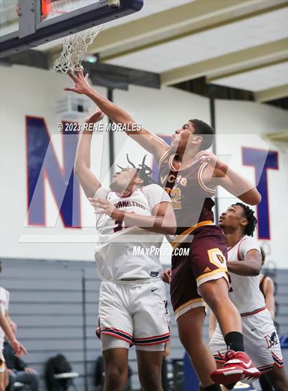 Thumbnail 1 in Valley Christian vs Maranatha photogallery.
