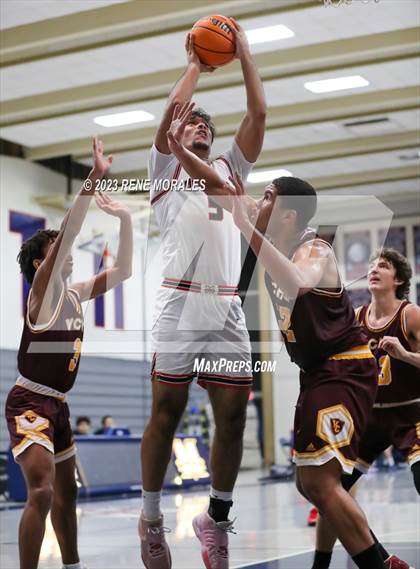 Thumbnail 1 in Valley Christian vs Maranatha photogallery.