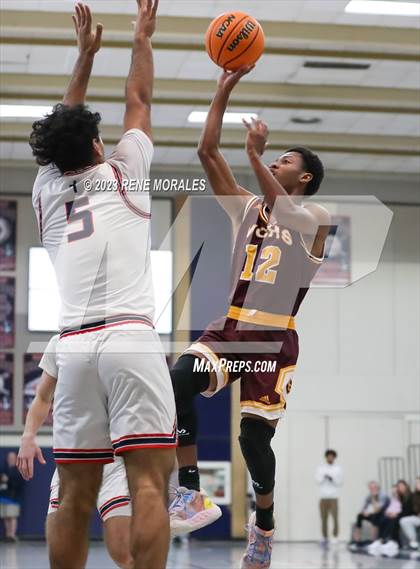 Thumbnail 1 in Valley Christian vs Maranatha photogallery.