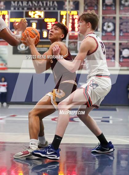 Thumbnail 2 in Valley Christian vs Maranatha photogallery.