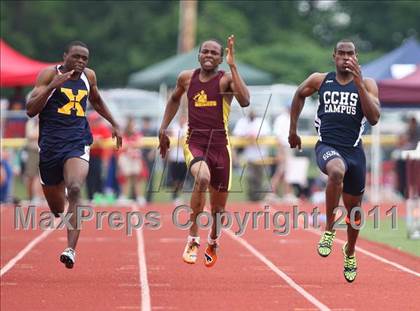 Thumbnail 2 in NYSPHSAA Track & Field Championships (B&G 100, 200, 1500, 1600, Hurdles) photogallery.