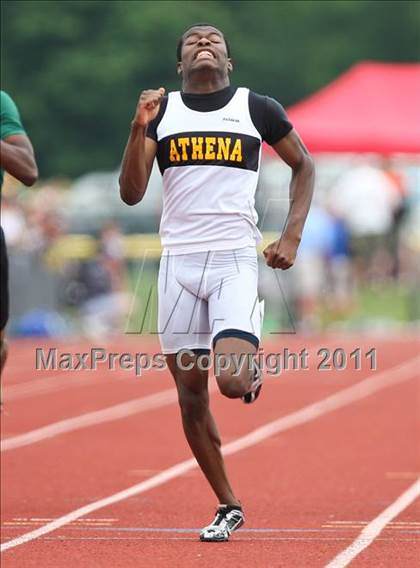 Thumbnail 3 in NYSPHSAA Track & Field Championships (B&G 100, 200, 1500, 1600, Hurdles) photogallery.