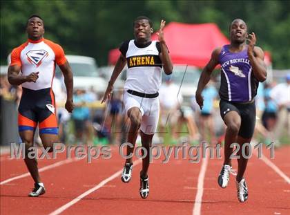 Thumbnail 3 in NYSPHSAA Track & Field Championships (B&G 100, 200, 1500, 1600, Hurdles) photogallery.
