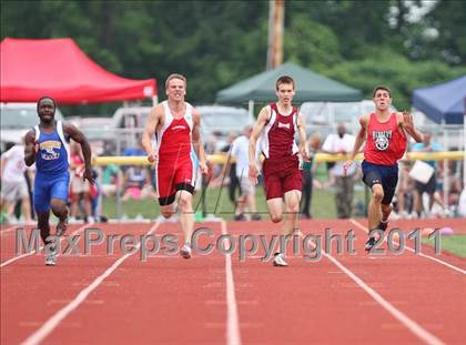 Thumbnail 3 in NYSPHSAA Track & Field Championships (B&G 100, 200, 1500, 1600, Hurdles) photogallery.