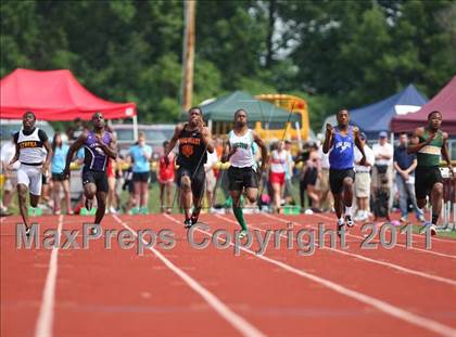 Thumbnail 3 in NYSPHSAA Track & Field Championships (B&G 100, 200, 1500, 1600, Hurdles) photogallery.