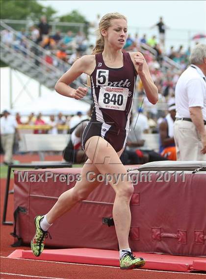 Thumbnail 1 in NYSPHSAA Track & Field Championships (B&G 100, 200, 1500, 1600, Hurdles) photogallery.
