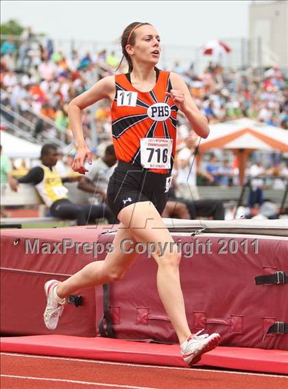 Thumbnail 3 in NYSPHSAA Track & Field Championships (B&G 100, 200, 1500, 1600, Hurdles) photogallery.