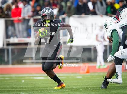Thumbnail 1 in Woodson vs. Wilson (DCIAA Final) photogallery.