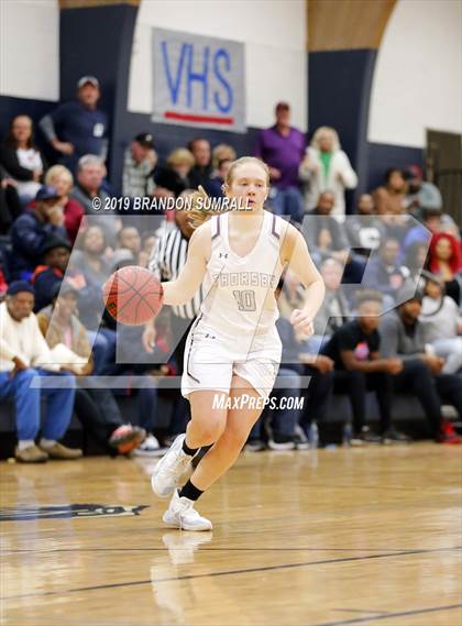 Thumbnail 2 in Chilton County vs. Thorsby (Chilton County Tournament) photogallery.