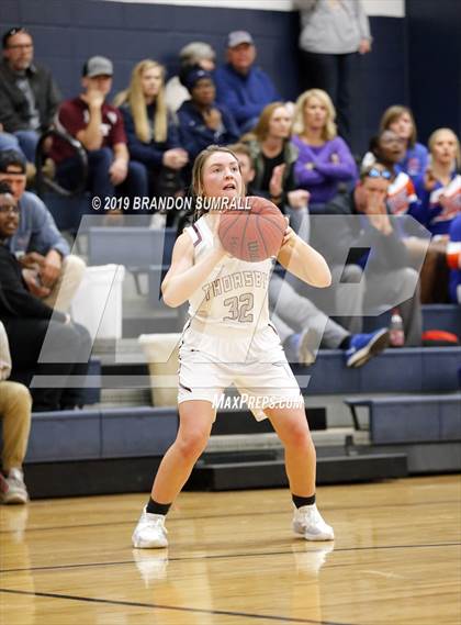 Thumbnail 2 in Chilton County vs. Thorsby (Chilton County Tournament) photogallery.