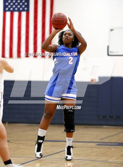 Thumbnail 1 in Chilton County vs. Thorsby (Chilton County Tournament) photogallery.