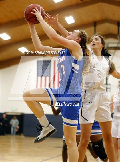 Thumbnail 1 in Chilton County vs. Thorsby (Chilton County Tournament) photogallery.