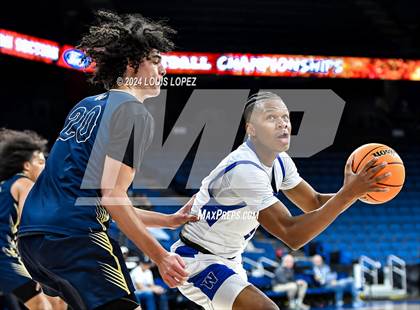 Thumbnail 1 in Windward vs. Notre Dame (SO) (CIF SS DIV 1 Championship) photogallery.