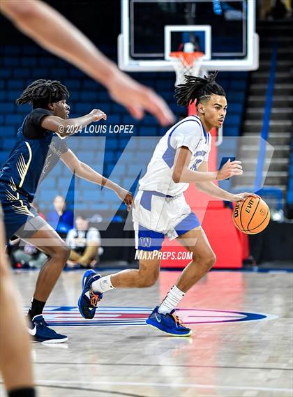 Thumbnail 2 in Windward vs. Notre Dame (SO) (CIF SS DIV 1 Championship) photogallery.