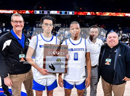 Thumbnail 2 in Windward vs. Notre Dame (SO) (CIF SS DIV 1 Championship) photogallery.