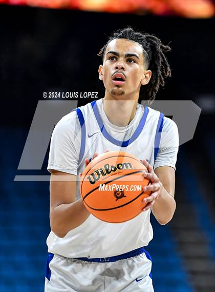 Thumbnail 3 in Windward vs. Notre Dame (SO) (CIF SS DIV 1 Championship) photogallery.
