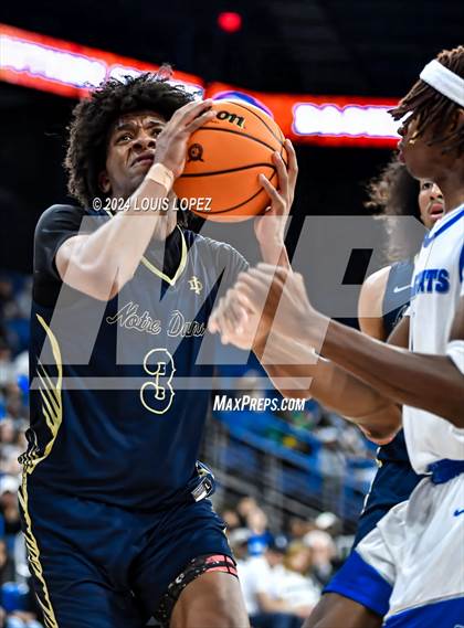 Thumbnail 1 in Windward vs. Notre Dame (SO) (CIF SS DIV 1 Championship) photogallery.