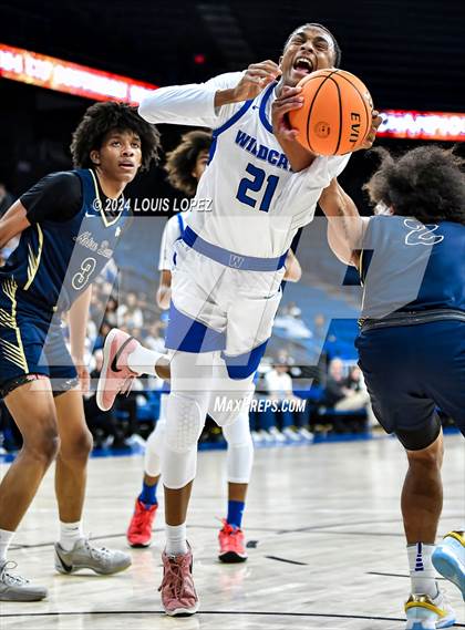 Thumbnail 3 in Windward vs. Notre Dame (SO) (CIF SS DIV 1 Championship) photogallery.