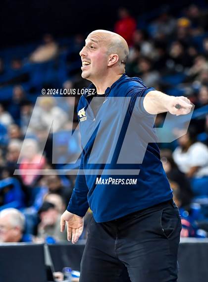 Thumbnail 2 in Windward vs. Notre Dame (SO) (CIF SS DIV 1 Championship) photogallery.