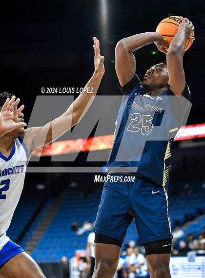 Thumbnail 1 in Windward vs. Notre Dame (SO) (CIF SS DIV 1 Championship) photogallery.