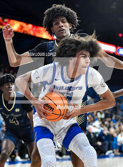 Thumbnail 2 in Windward vs. Notre Dame (SO) (CIF SS DIV 1 Championship) photogallery.