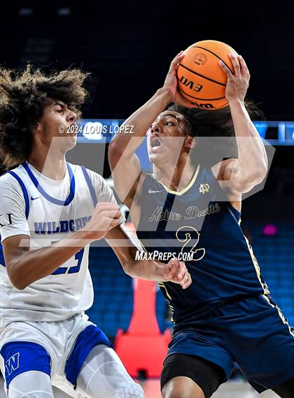 Thumbnail 2 in Windward vs. Notre Dame (SO) (CIF SS DIV 1 Championship) photogallery.