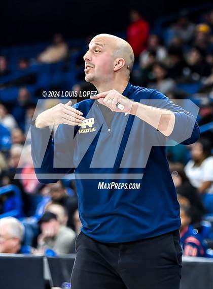 Thumbnail 3 in Windward vs. Notre Dame (SO) (CIF SS DIV 1 Championship) photogallery.
