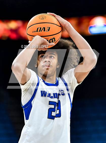 Thumbnail 1 in Windward vs. Notre Dame (SO) (CIF SS DIV 1 Championship) photogallery.
