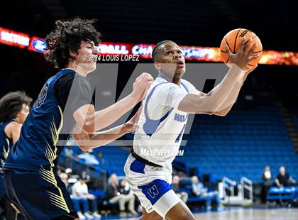 Thumbnail 2 in Windward vs. Notre Dame (SO) (CIF SS DIV 1 Championship) photogallery.