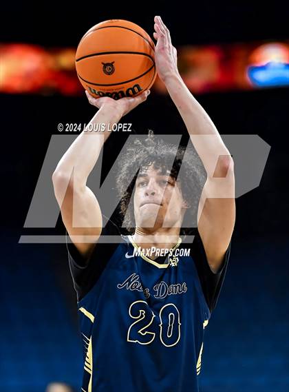 Thumbnail 2 in Windward vs. Notre Dame (SO) (CIF SS DIV 1 Championship) photogallery.