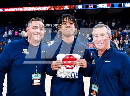 Thumbnail 1 in Windward vs. Notre Dame (SO) (CIF SS DIV 1 Championship) photogallery.