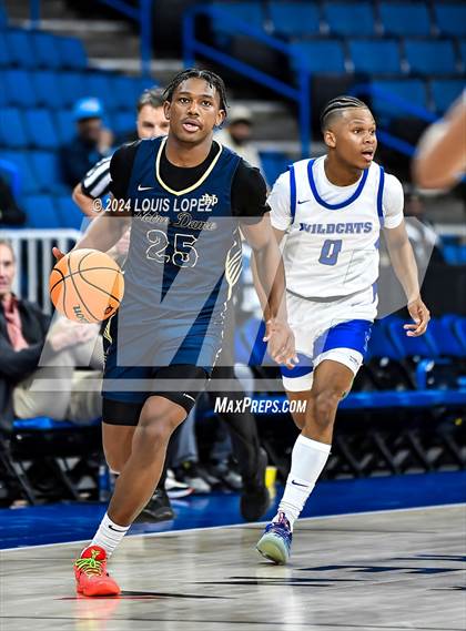 Thumbnail 1 in Windward vs. Notre Dame (SO) (CIF SS DIV 1 Championship) photogallery.