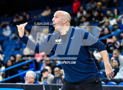 Thumbnail 1 in Windward vs. Notre Dame (SO) (CIF SS DIV 1 Championship) photogallery.