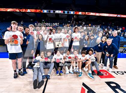 Thumbnail 1 in Windward vs. Notre Dame (SO) (CIF SS DIV 1 Championship) photogallery.