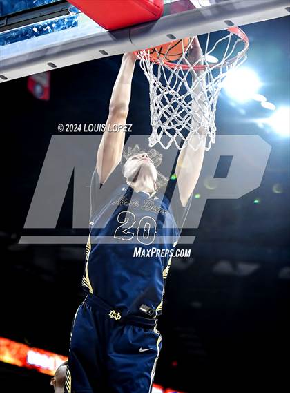 Thumbnail 1 in Windward vs. Notre Dame (SO) (CIF SS DIV 1 Championship) photogallery.