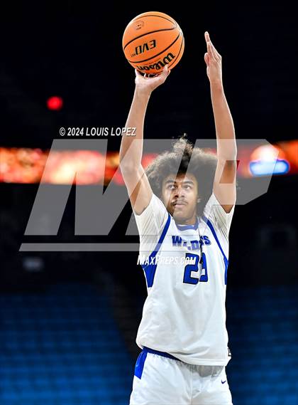 Thumbnail 3 in Windward vs. Notre Dame (SO) (CIF SS DIV 1 Championship) photogallery.