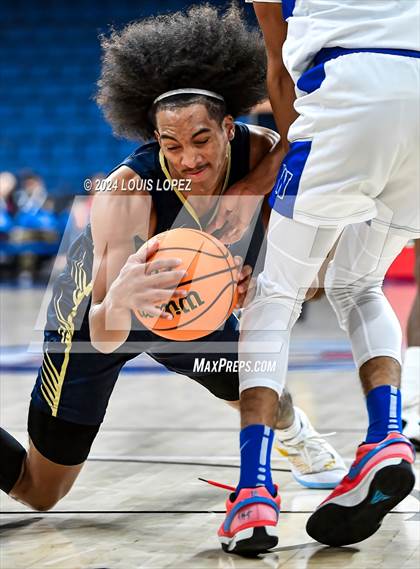 Thumbnail 3 in Windward vs. Notre Dame (SO) (CIF SS DIV 1 Championship) photogallery.