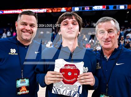 Thumbnail 2 in Windward vs. Notre Dame (SO) (CIF SS DIV 1 Championship) photogallery.