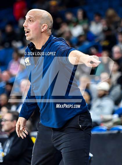 Thumbnail 1 in Windward vs. Notre Dame (SO) (CIF SS DIV 1 Championship) photogallery.