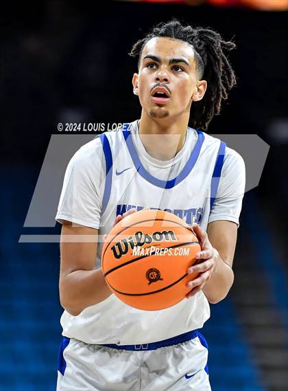 Thumbnail 2 in Windward vs. Notre Dame (SO) (CIF SS DIV 1 Championship) photogallery.
