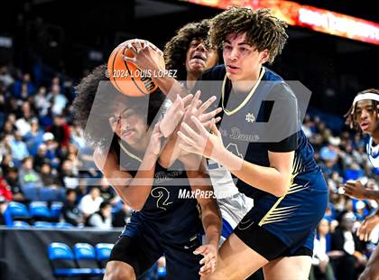 Thumbnail 1 in Windward vs. Notre Dame (SO) (CIF SS DIV 1 Championship) photogallery.