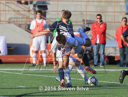 Thumbnail 2 in Cathedral Catholic vs. Loyola (CIF SoCal Regional D1 Final) photogallery.