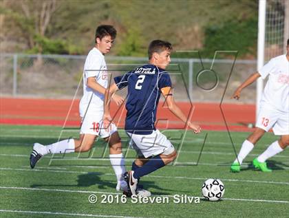 Thumbnail 2 in Cathedral Catholic vs. Loyola (CIF SoCal Regional D1 Final) photogallery.