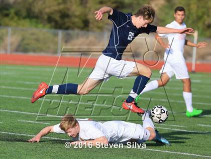 Thumbnail 2 in Cathedral Catholic vs. Loyola (CIF SoCal Regional D1 Final) photogallery.