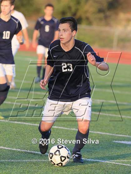 Thumbnail 3 in Cathedral Catholic vs. Loyola (CIF SoCal Regional D1 Final) photogallery.