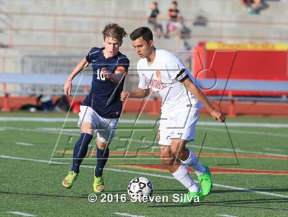 Thumbnail 3 in Cathedral Catholic vs. Loyola (CIF SoCal Regional D1 Final) photogallery.