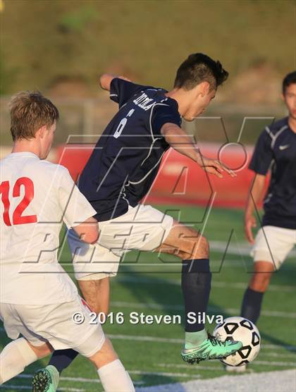Thumbnail 1 in Cathedral Catholic vs. Loyola (CIF SoCal Regional D1 Final) photogallery.